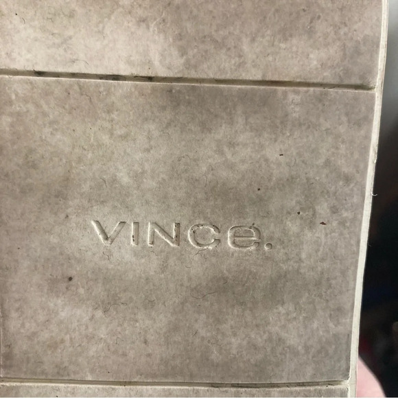 VINCE Sz 8 Blair Sneakers Perforated leather Slip-on Design Rubber Sole Loafers - Picture 4 of 10